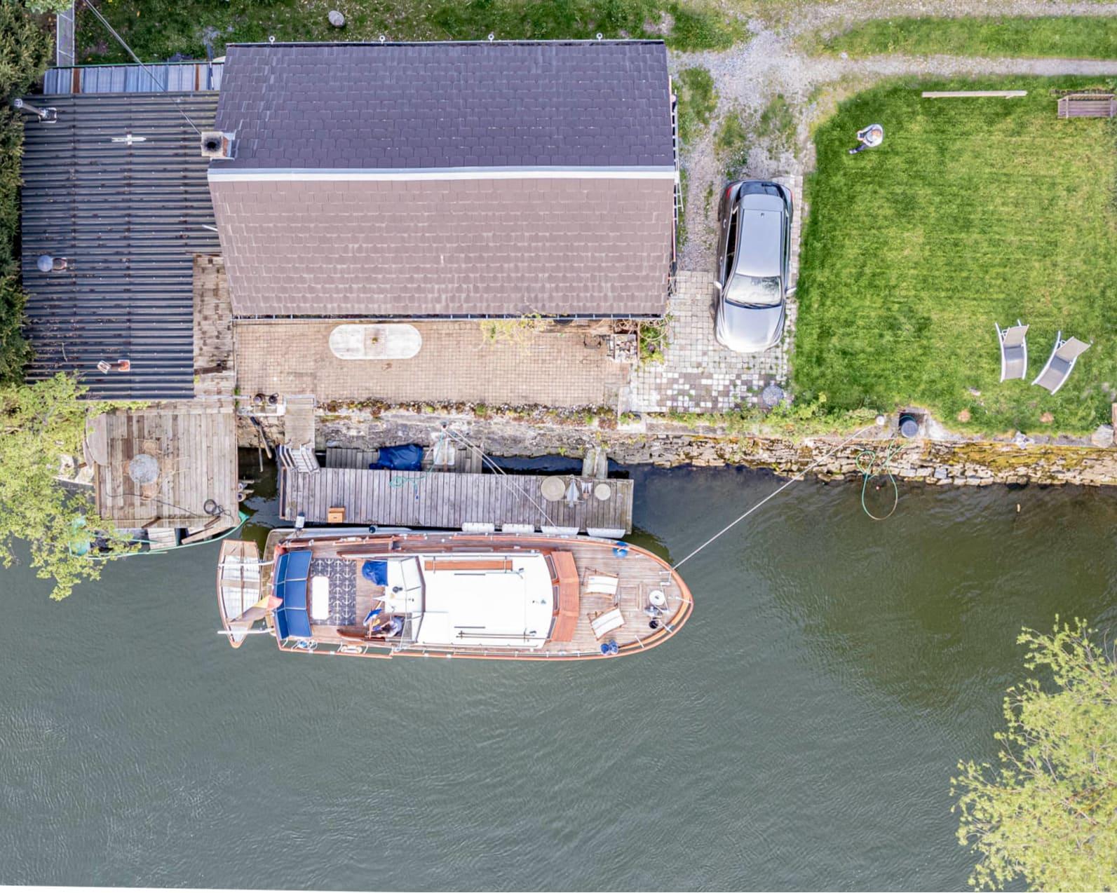 H drone la meuse romantique gite sur un bateau pde28 1