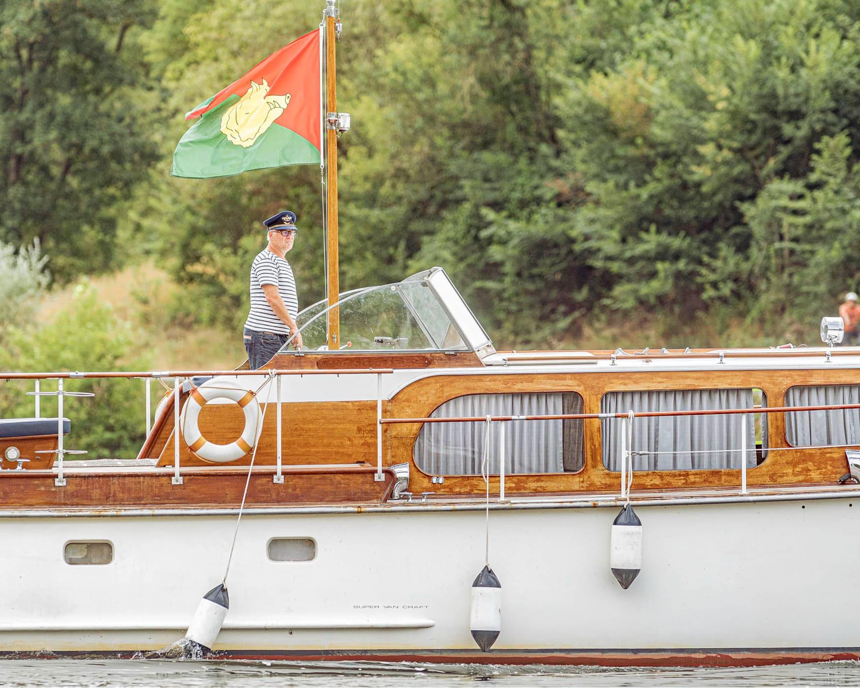 H la meuse romantique gite sur un bateau foros shooting 20