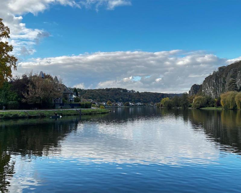 H la meuse romantique gite sur un bateau neviaux 1